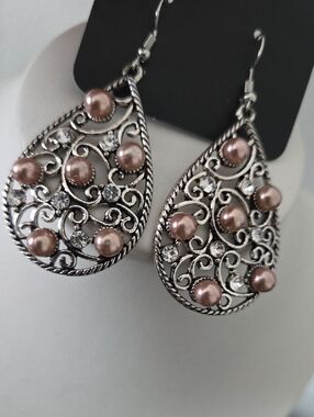 Paparazzi Brown Pearl Tear Drop Earrings NWT